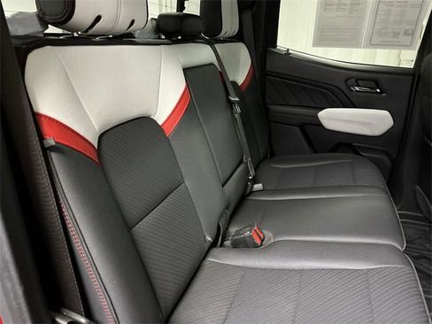 Certified 2024 GMC Canyon AT4X image 27