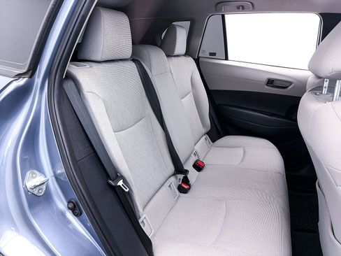 Used 2022 Toyota Corolla Cross LE FWD image 32