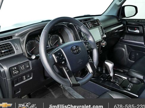 Used 2024 Toyota 4Runner TRD Off-Road Premium w/ Moonroof Package AWD/4WD image 4