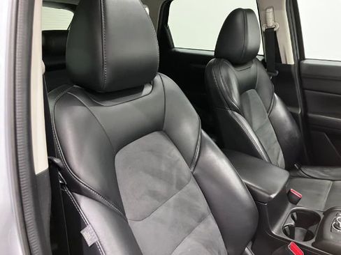 Used 2017 MAZDA CX-5 Touring w/ Preferred Equipment Package image 19
