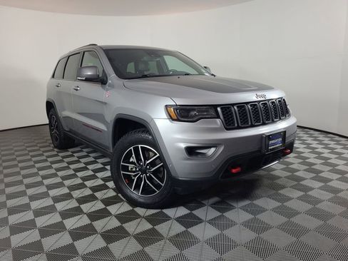 Used 2021 Jeep Grand Cherokee Trailhawk w/ Trailhawk Luxury Group AWD/4WD image 1
