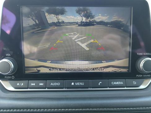 Certified 2023 Nissan Rogue SV image 35