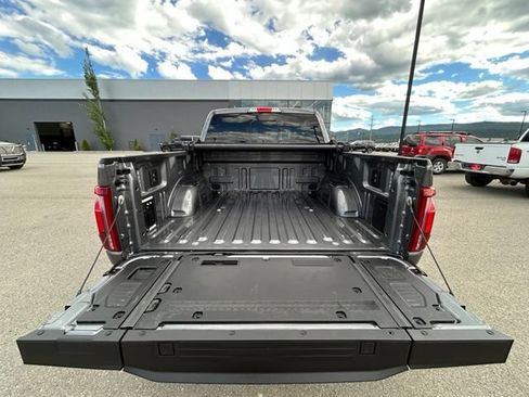 Used 2025 Ford F150 King Ranch AWD/4WD image 16