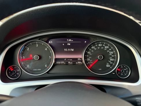 Used 2012 Volkswagen Touareg Sport AWD/4WD image 62