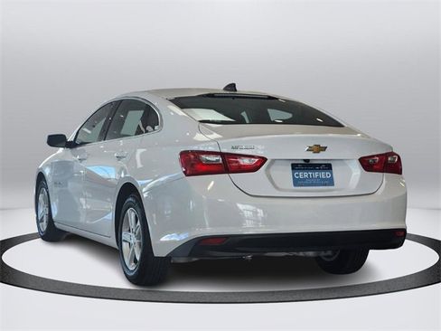 Used 2023 Chevrolet Malibu LS image 3
