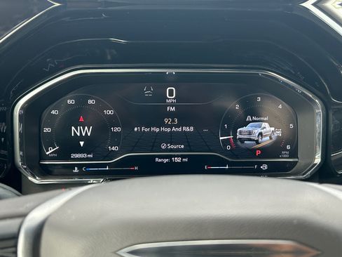 Used 2024 GMC Sierra 1500 SLT image 19