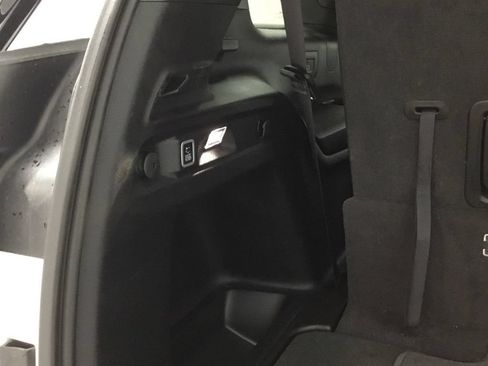 Used 2023 Jeep Grand Cherokee L Laredo AWD/4WD image 35