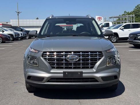 Used 2025 Hyundai Venue SEL FWD image 26
