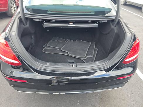 Used 2018 Mercedes-Benz E 300 w/ Premium 1 Package image 11