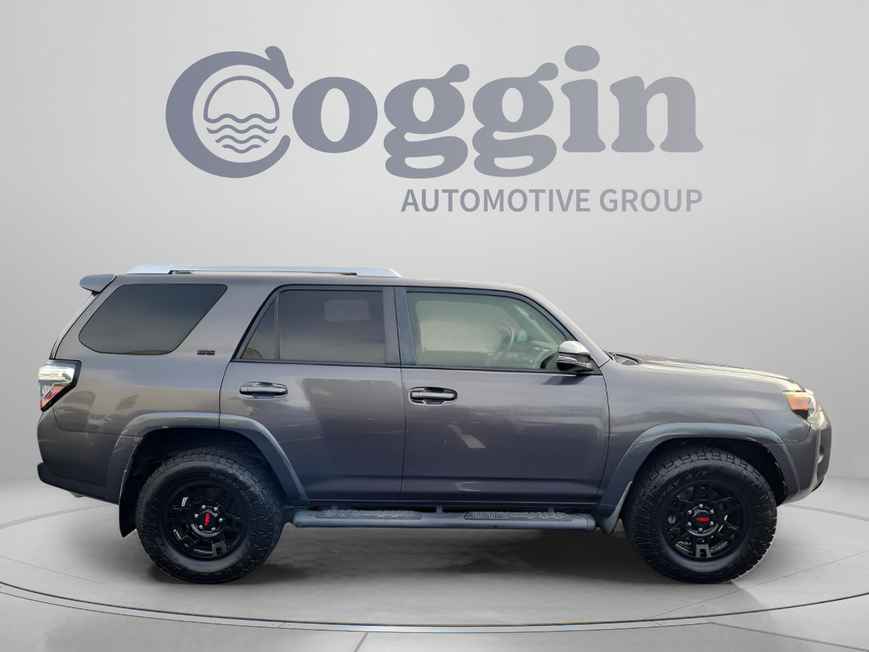 Used 2018 Toyota 4Runner SR5 Premium RWD image 4
