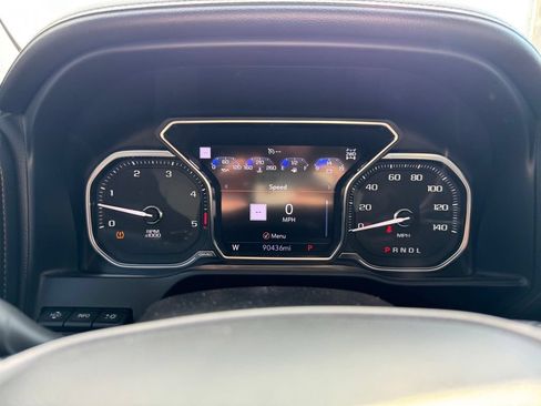 Used 2020 GMC Sierra 2500 AT4 w/ AT4 Premium Package AWD/4WD image 17