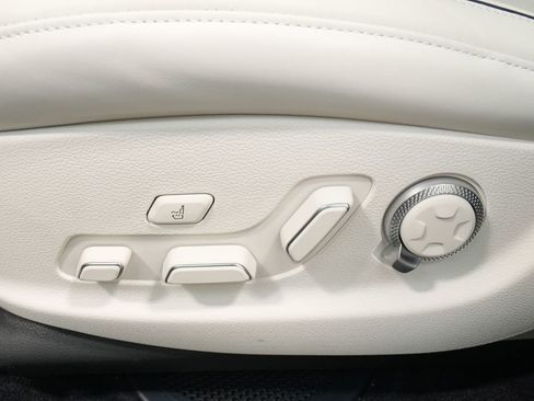 New 2026 Genesis GV80 3.5T Prestige AWD/4WD image 17