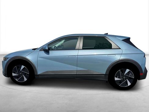 New 2026 Hyundai Ioniq 5 SE RWD image 3
