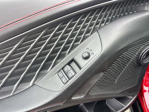 Used 2025 Dodge Charger R/T w/ Sun & Sound Package image 9