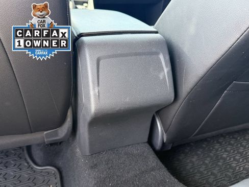 Used 2022 Volkswagen Jetta SE FWD image 25
