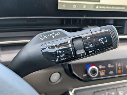 New 2026 Kia Carnival EX image 27