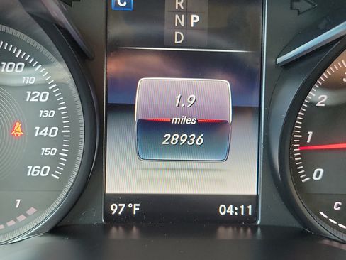 Used 2019 Mercedes-Benz GLC 300 image 19