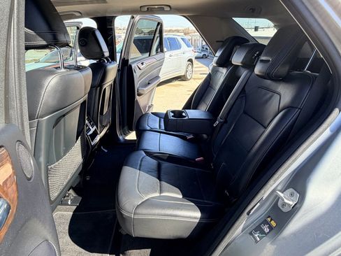 Used 2013 Mercedes-Benz ML 350 4MATIC image 15