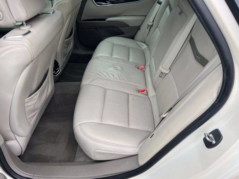 Used 2013 Cadillac XTS Platinum AWD/4WD image 22