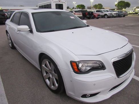Used 2012 Chrysler 300 SRT8 w/ 19-Premium Speaker Group RWD image 1