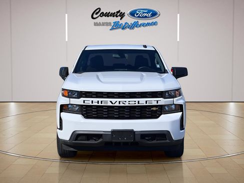 Used 2021 Chevrolet Silverado 1500 Custom image 4