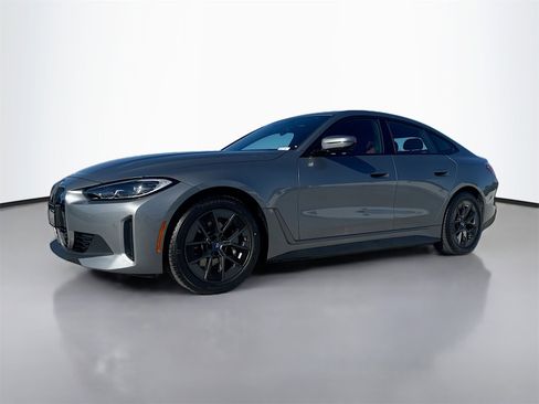 Certified 2023 BMW i4 eDrive35 image 3