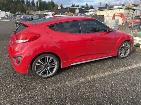 Used 2016 Hyundai Veloster Turbo image 7