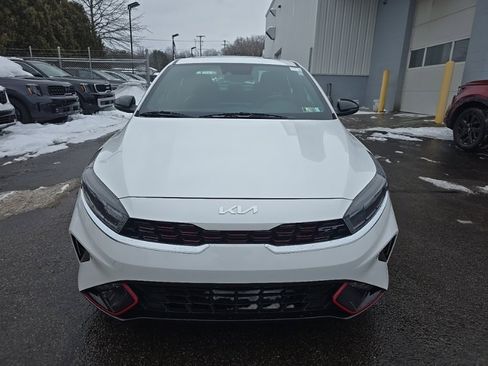 Certified 2022 Kia Forte GT image 2