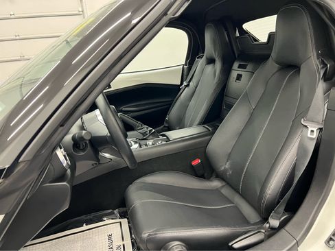 Used 2022 MAZDA MX-5 Miata Grand Touring image 4