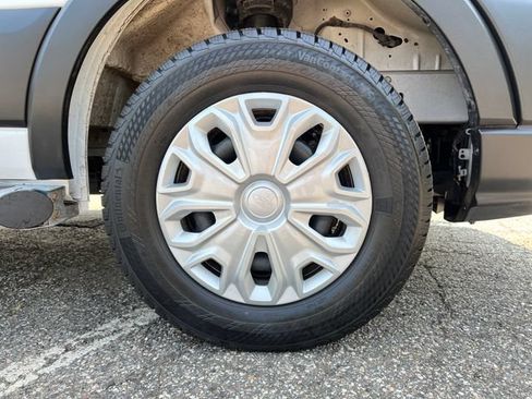 Used 2025 Ford Transit 250 Low Roof w/ Exterior Upgrade Package RWD image 13