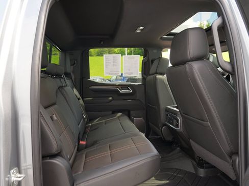 Certified 2025 Chevrolet Silverado 1500 High Country w/ High Country Premium Package AWD/4WD image 29