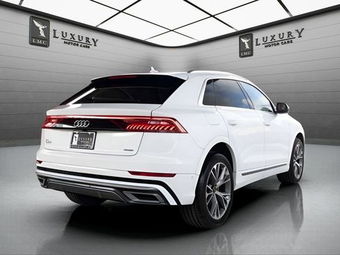 Used 2023 Audi Q8 Premium Plus AWD/4WD image 8