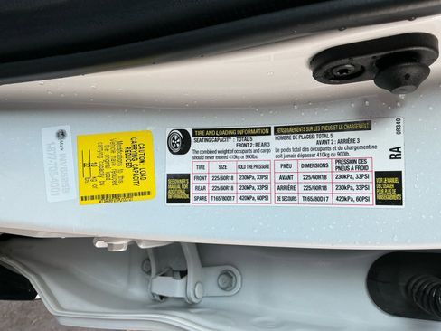 Used 2023 Toyota RAV4 XSE AWD/4WD image 16