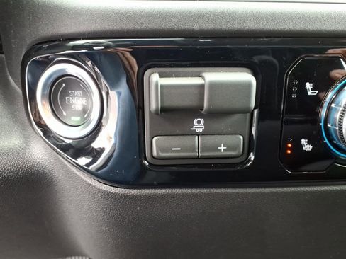 Certified 2026 GMC Sierra 1500 Elevation image 24