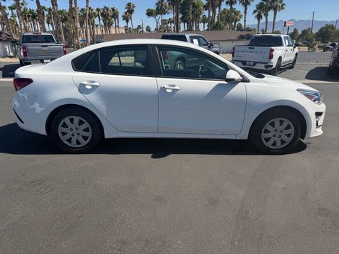 Used 2022 Kia Rio LX FWD image 2