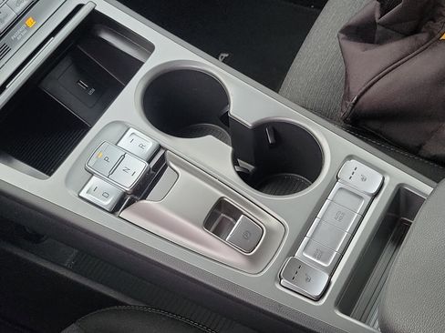Certified 2023 Hyundai Kona SE w/ Cargo Package FWD image 13