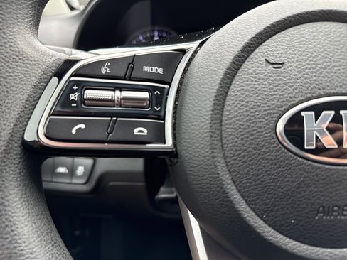 Certified 2021 Kia Forte LXS FWD image 15