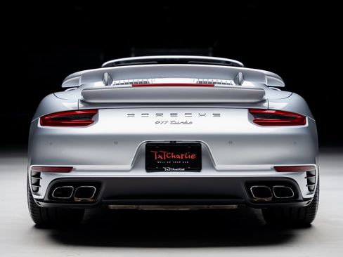 Used 2017 Porsche 911 Turbo image 30