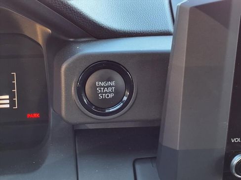 Certified 2025 Toyota Tacoma SR image 14