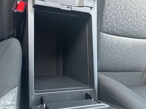 New 2026 Nissan Sentra SV w/ SV Convenience Package FWD image 19
