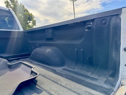 Used 2019 GMC Sierra 2500 4x4 Crew Cab w/ Sierra Convenience Package image 16