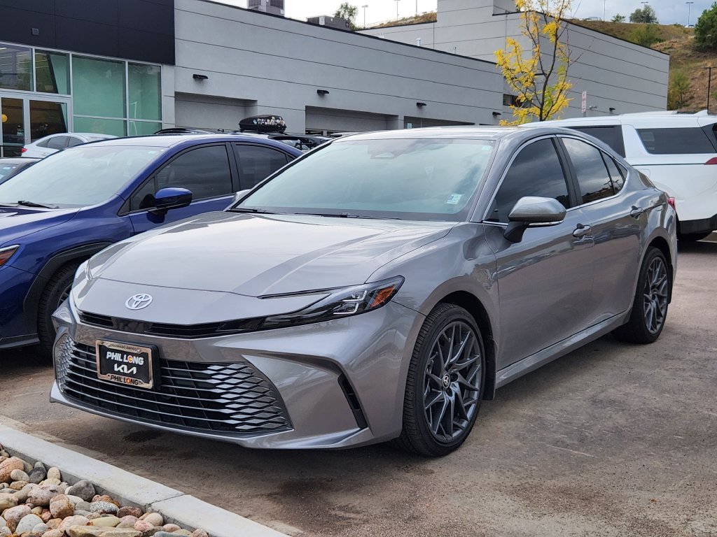 Used 2026 Toyota Camry XLE AWD/4WD image 17