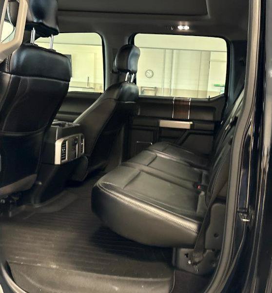 Used 2016 Ford F150 Lariat w/ Equipment Group 502A Luxury AWD/4WD image 5