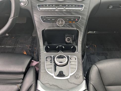 Used 2017 Mercedes-Benz C 300 Sedan image 6