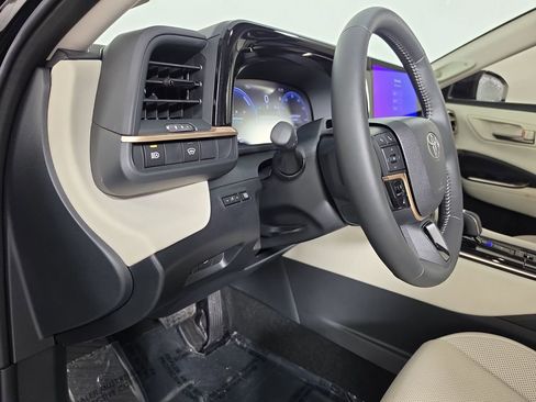 Certified 2026 Toyota Crown w/ Advanced Technology Package AWD/4WD image 11