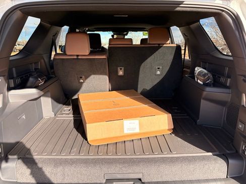 Used 2025 Toyota 4Runner Limited image 26