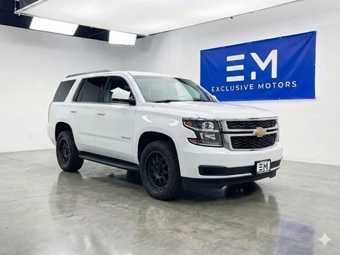 Used 2017 Chevrolet Tahoe LT image 1