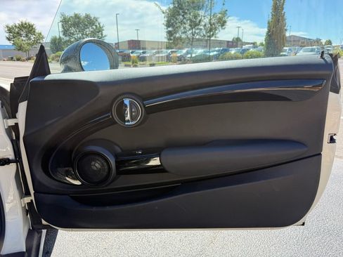 Used 2019 MINI Cooper S w/ Signature Upholstery Package FWD image 26