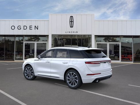 New 2026 Lincoln Corsair Grand Touring AWD/4WD image 4