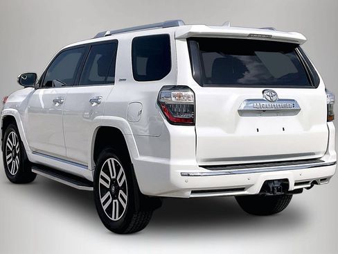 Used 2021 Toyota 4Runner Limited AWD/4WD image 4
